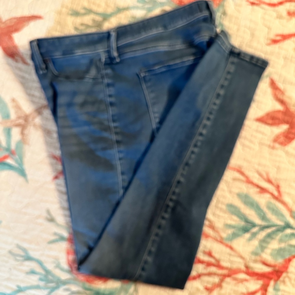 Abercrombie & Fitch